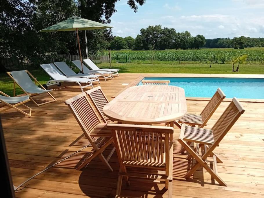 Maison Neuve Avec Piscine Chauffee, 4 Kms De Contis Plage Сен-Жулиен-ан-Борн Екстериор снимка